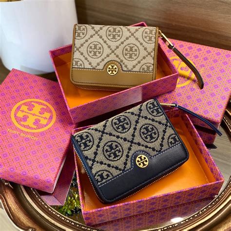 tory burch precio.